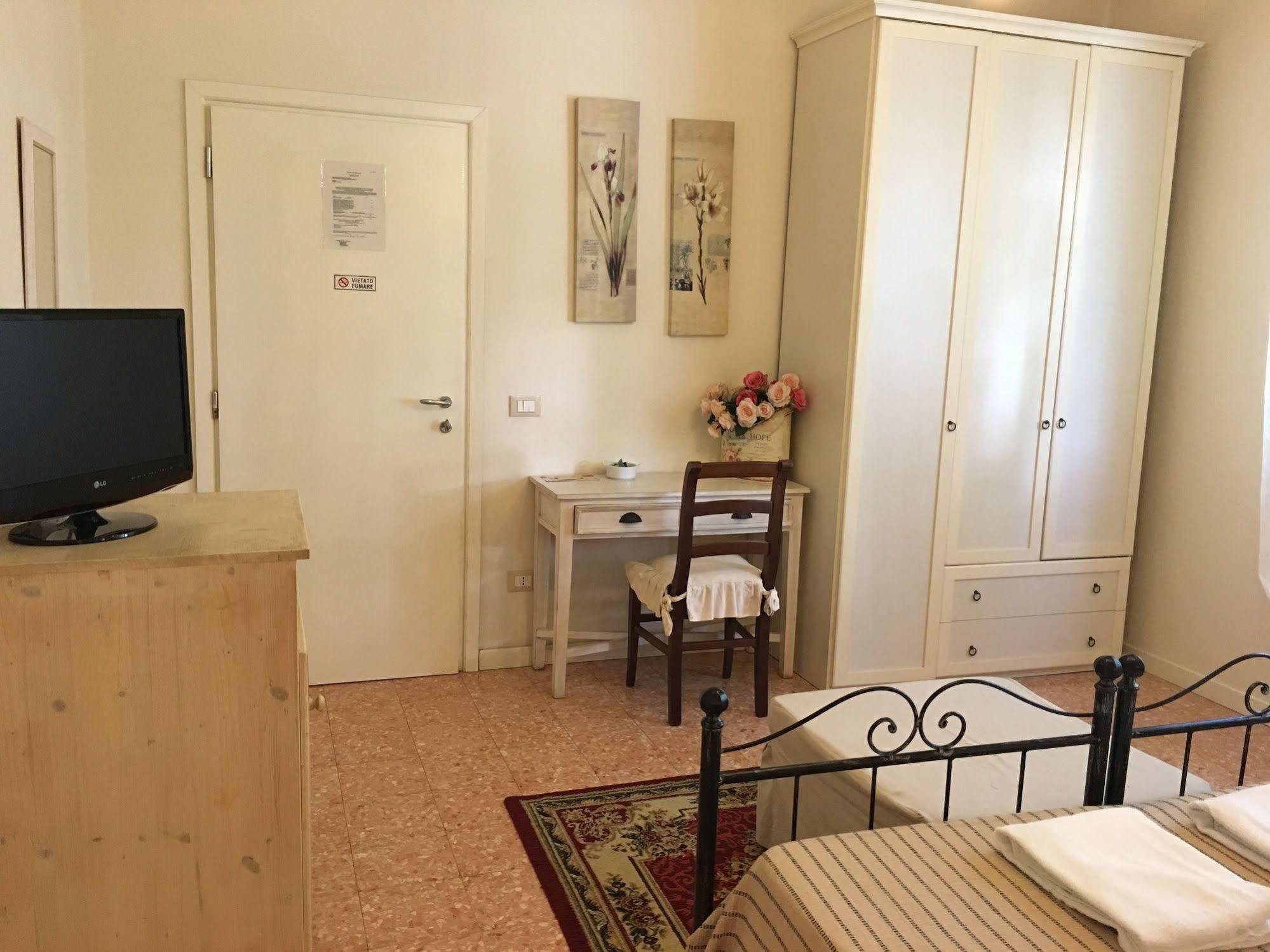 Affittacamere La Casa Di Ugo Ciglione エクステリア 写真